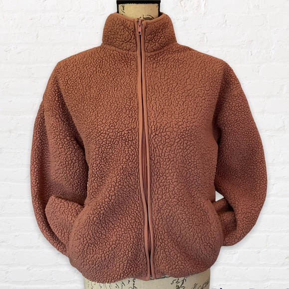 Forever 21 Pink Sherpa Crop Jacket Zip Up Mauve Fluffy Coat w/ Collar & Pockets